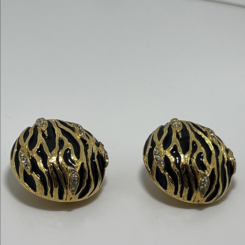 vintage St. John zebra stripe dome clip-on earrings